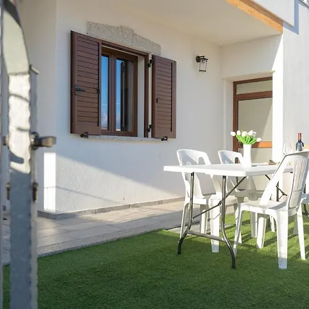 Апартаменты New La Caletta, Comfort And Veranda With Sea View Синискола